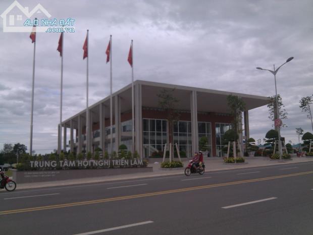 Cho thuê đất thổ vườn (từ 1.000m2) làm Kho, xưởng MT đường nhựa 8m Bình Dương