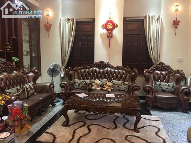 Bán Biệt thự tặng nội thất cao cấp trên 2tỷ  Phường 4, Phú Nhuận.0981552449 - 3