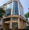 Cho thuê tòa nhà văn phòng  phố Duy Tân  . DT : 200 M * 7 Tầng + 1 hâm . MT : 12 M .