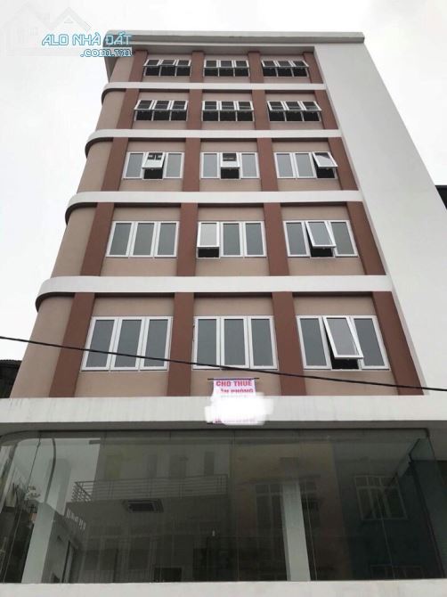 Bán tòa nhà 9 tầng 650m2 có 3 mặt thoáng phố Nguyễn Thái Học - Tôn Đức Thắng, Q. Đống Đa