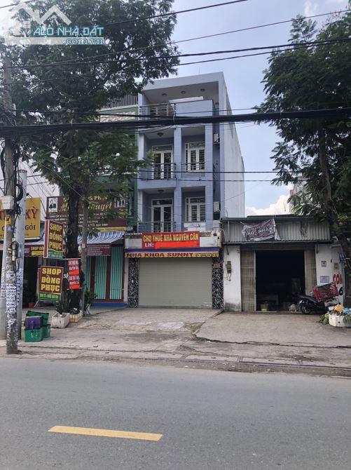 Cho thuê nhà kinh doanh mặt phố Nguyễn Duy Trinh 5*20m giá 43tr/th