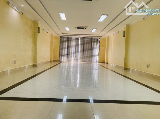 Cho thuê nhà đường Vành Đai 3, KĐT mới Đại Kim, DT 90m2, 5 tầng, thông sàn, thang máy - 5