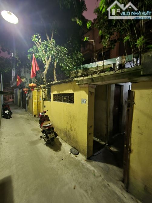 Hàng xóm gửi bán 93m2 đất phố Văn Hội, Oto đỗ cửa, 6.7 tỷ