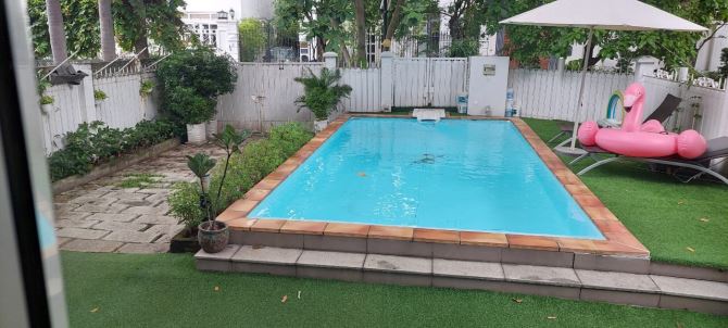 Cho thuê gấp biệt thự có hồ bơi giá chỉ 2.500$ khu Nam Viên Phú Mỹ Hưng quận 7