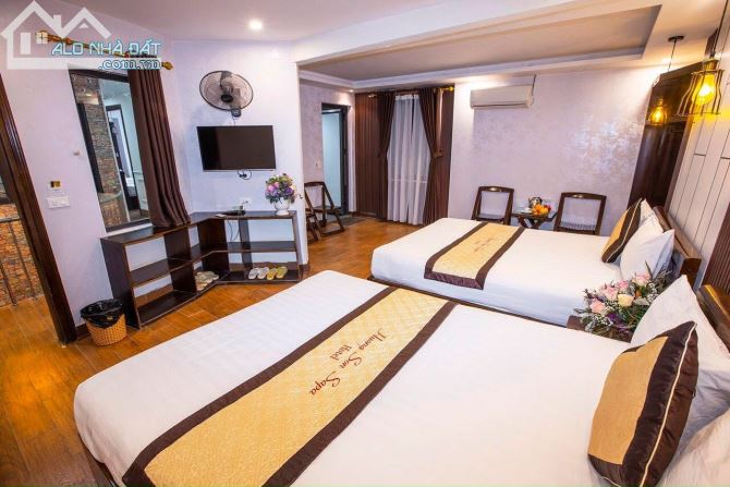 Bán khách sạn Thạch Sơn, SaPa 350m, 5 tầng, mt6,8m 35tỷ,  khách sạn 3 sao mặt phố - 4