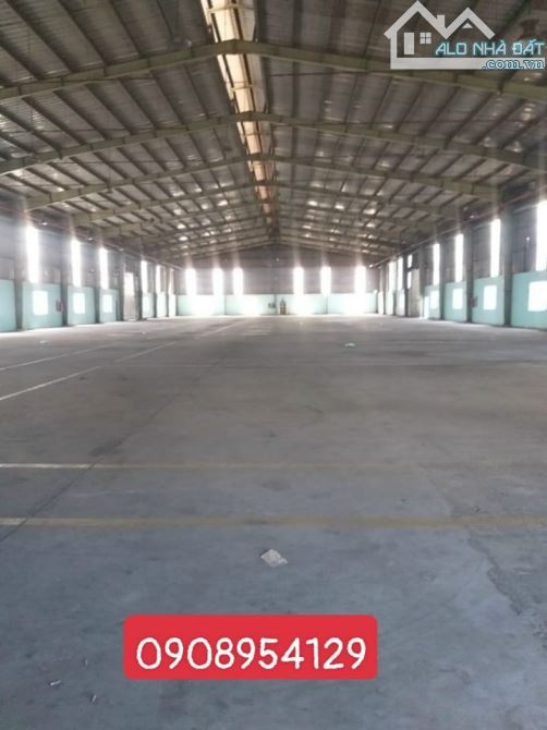 Cho thuê kho hoặc xưởng tổng 1600m2 ở phường Tân Phước Khánh, Tân Uyên, Bình Dương