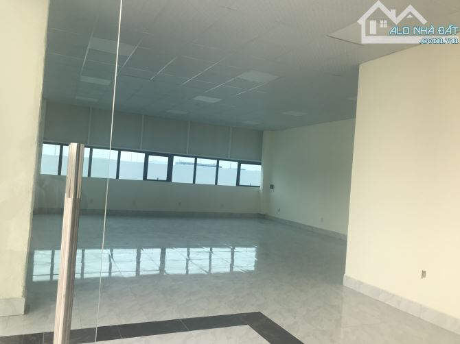 Cho thuê nhà xưởng mới 6.500m2 Khu CN Yên Phong 2C, giá 4,5$.