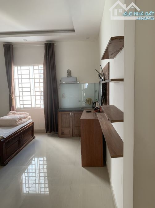 Cho thuê nhà 4 tầng 7 căn hộ đường Lê Quang Đạo, giá 30 triệu - 1