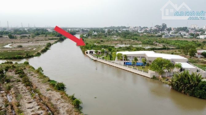 Siêu phẩm MT sông Phạm Thái Bường Phước Khánh đường xe hơi,đất vườn (CLN) giá 2,7 tỷ/1000m - 2