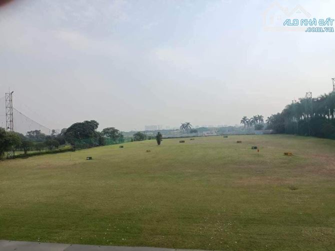 Bán tổ hợp dự án 52966m2 làm sân tập golf-nhà hàng khách sạn cao cấp tại Long Biên Hà Nội