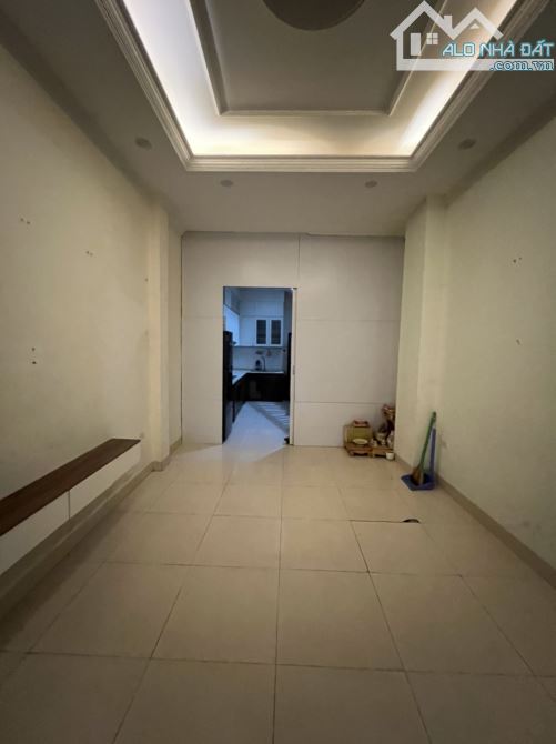 Cho thuê nhà 5 tầng x 45 m2, ở Nguyễn Đổng Chi, Nam Từ Liêm. Mt 4m, full đồ, giá 15 triệu - 2