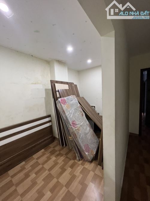 Cho thuê nhà 5 tầng x 45 m2, ở Nguyễn Đổng Chi, Nam Từ Liêm. Mt 4m, full đồ, giá 15 triệu - 9