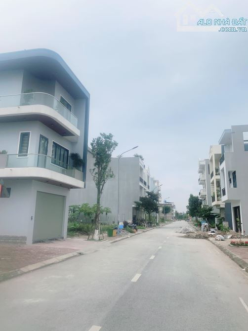 Bán lô đất khu đô thị DMC, thị xã Thuận Thành - 1