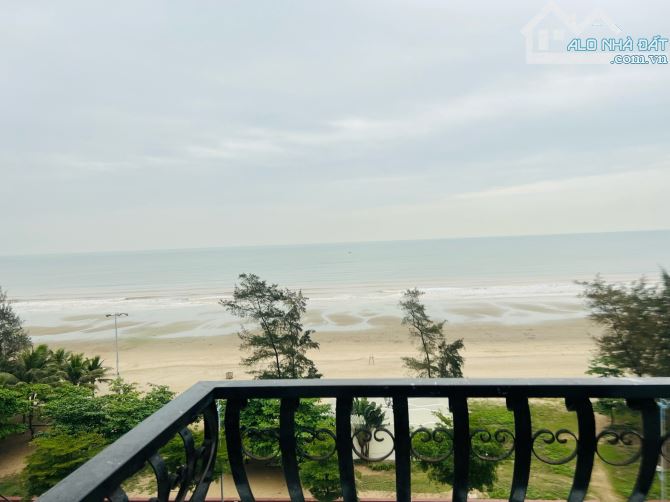 Bán khách sạn mặt đường hồ Xuân sầm Sơn bị trí đắc địa - 1
