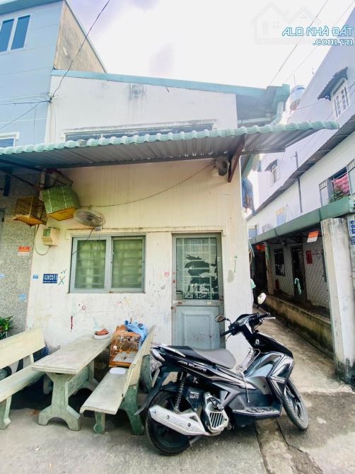 Bán nhà (4.42x19m)có 5 phòng trọ đang cho thuê hẻm xe hơi Huỳnh Thị Hai, P. TCH, Q12 - 2