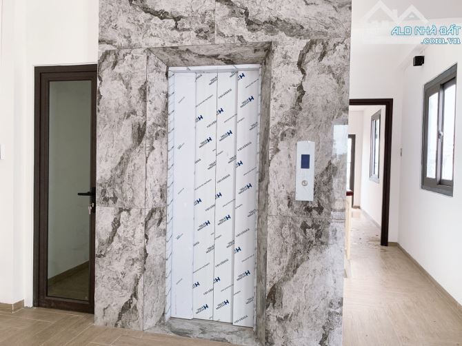 Cần cho thuê nhà 4 tầng có thang máy mặt tiền đường Pasteur giá 40tr/tháng - 9