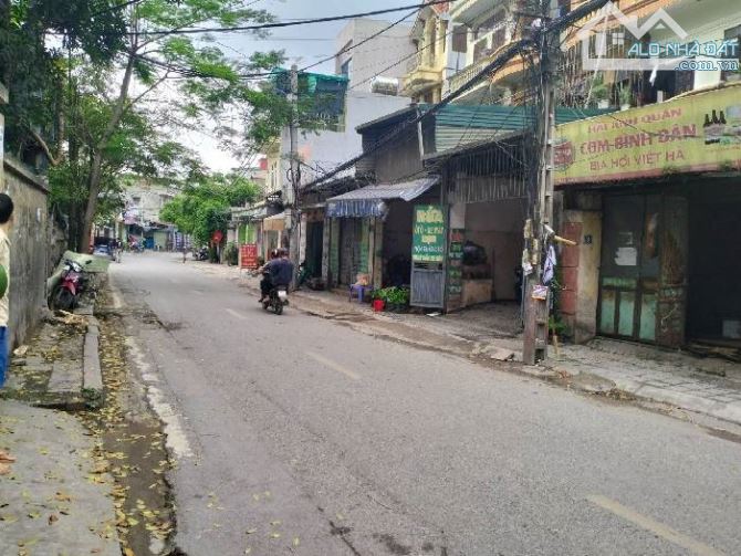 Bán nhà mặt phố Quận Hoàng Mai,  ô tôtránh,  KD, giá 13 tỷ 6 - 2