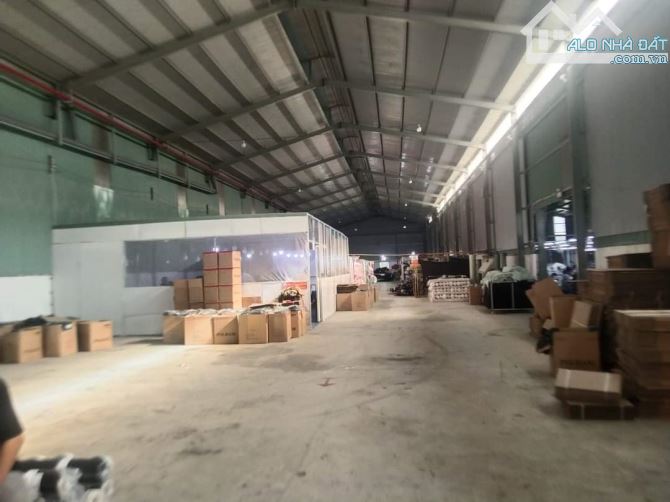 Cho thuê kho xưởng giá rẻ 1100m2 Tân Phước Khánh, Tân Uyên, Bình Dương