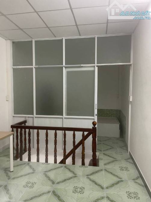 Nhà cho thuê 60m2 – 3 phòng ngủ, Đường Nguyễn Đình Chiểu, Quận 3. - 1