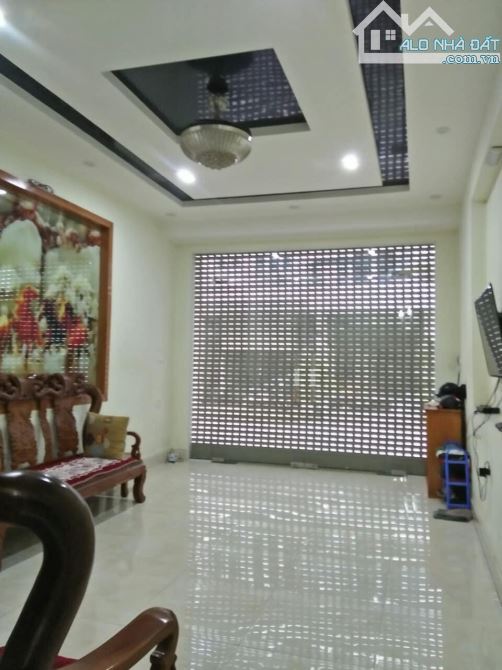 Chính chủ cần bán nhà 50m2 3 tầng tại Tái Định Cư Xi Măng, Sở Dầu, Hồng Bàng giá 3,6 tỷ - 1