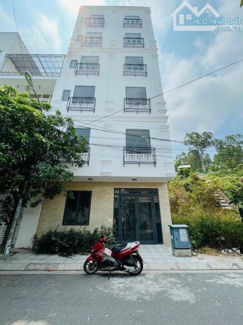 Bán khách sạn mới 20 phòng 2 mặt tiền gần cầu Bình Tân giá chỉ 6.8 tỷ - 3