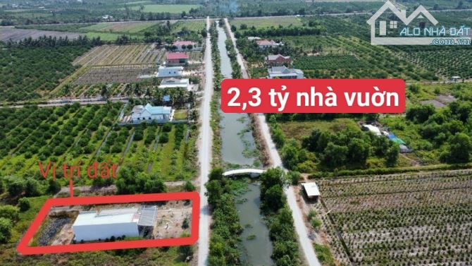 Nhà vuờn ( 400 thổ 600cln) mặt tiền kênh 2 tân thành Thủ Thừa Long An 2,3 tỷ rẻ ngộp