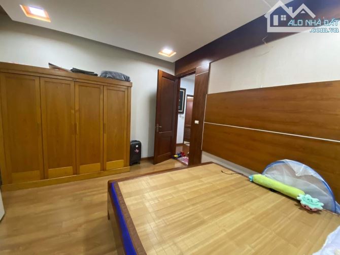 Cho thuê nhà riêng phố Thái Hà, ô tô đỗ cửa,60m2 x 5 tầng, mt 6m, giá 40tr/th - 2