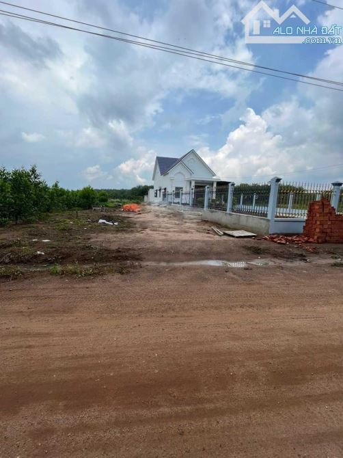 Cần bán lô đất đường số 71 gần trạm Thành Công hơn 500m2 có sẵn thổ cư