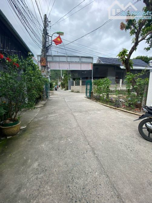 Bán nhà đường ô tô thông thoáng , trung tâm xã Phước Đồng giá rẻ - 2