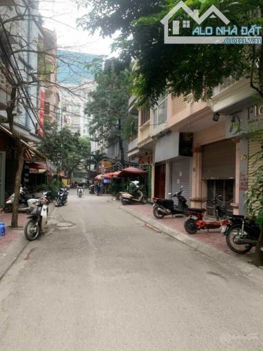 Cần bán gấp căn nhà phố Nguyễn Hoàng, Nam Từ Liêm, Dt 40m2 x 5 Tầng. Lô Góc Kinh Doanh - 1