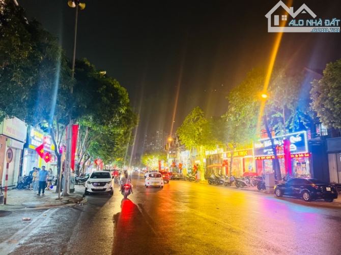 Bán nhà phố Nguyễn Văn Lộc, lô góc 2 mặt tiền kinh doanh khủng, cực hiếm - 3