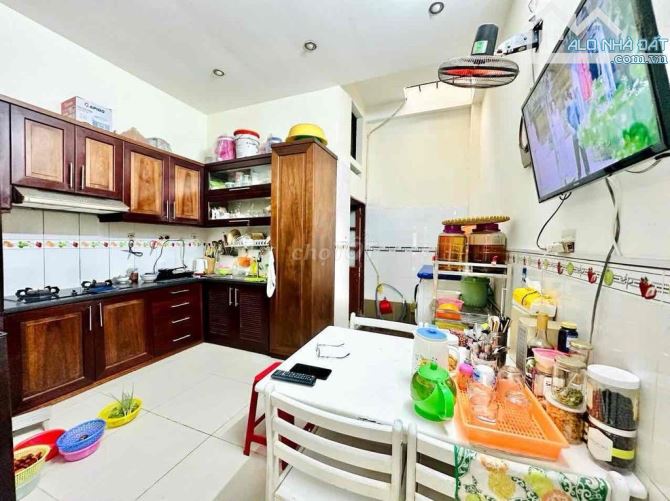 Nhà ngộp chủ cần bán căn nhà Ở Trịnh Đình Thảo Tân Phú 49.3m2 giá 3tỷ200tr còn TL SHR - 3