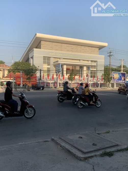 bán nhà đường DX06, Phường Tân Vĩnh Hiệp, Tân Uyên - khu kinh doanh sầm uất nhất phường. - 2