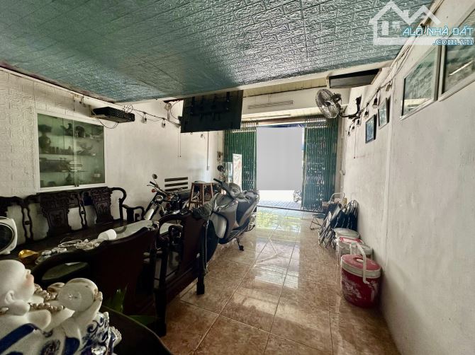 Cho thuê nhà mặt tiền Lê Hồng Phong có mặt bằng kinh doanh và nhà ở 4 tầng