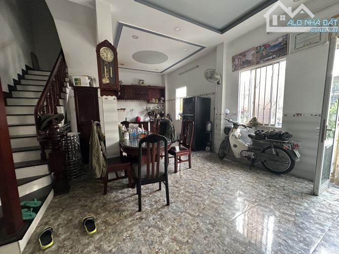 Cho thuê nhà mặt tiền Lê Hồng Phong có mặt bằng kinh doanh và nhà ở 4 tầng - 1