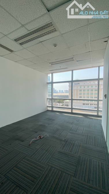 685M OFFICE FOR RENT VICTORY TOWER - 2