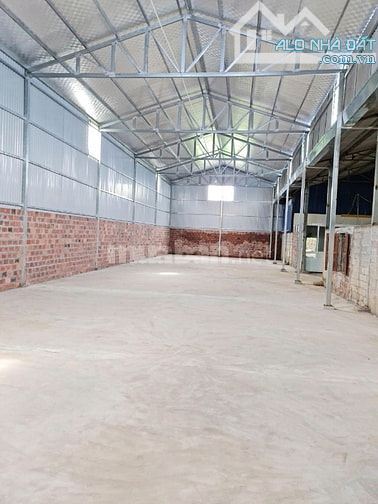Cho thuê kho xưởng dt 1000m2 và 50m2 căn hộ nhà ở ngay cạnh kho tại Thủy Nguyên, Hải Phòng
