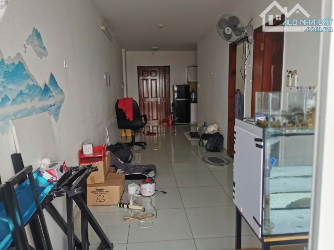 Cho Thuê Căn Hộ 64m2, 2 PN toà nhà (8X - Plus) đường Trường Chinh, Q12, khu dân cư đông