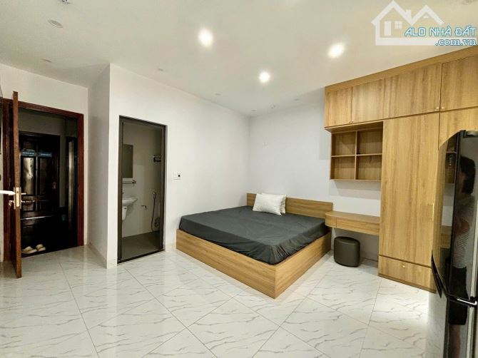 CHÍNH CHỦ CHO THUÊ (MBKD Tầng 1 và Căn hộ studio) – 120 VÕ CHÍ CÔNG, TÂY HỒ