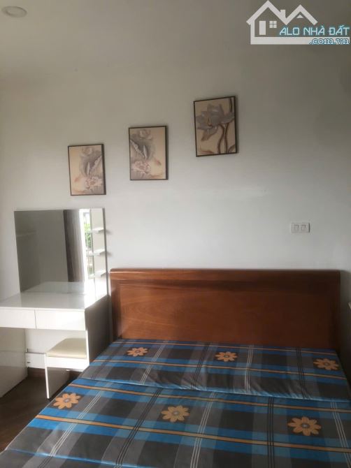 Cho thuê căn studio 35m2,Full đồ, có thang máy, tại 91 Hồ Văn Chương, Đống Đa,HN