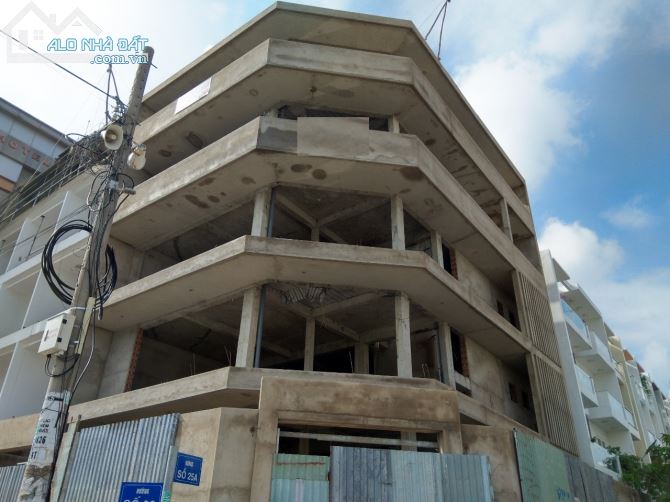 Cho thuê nhà lô góc 233m, 4 lầu tại An Dương Vương,q6