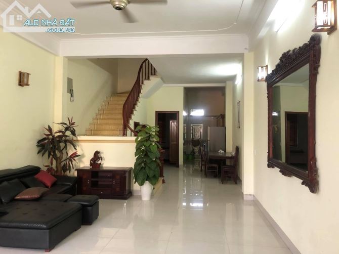 Cho thuê nhà 5 phòng ngủ khép kín full nội thất phù hợp mở văn phòng, spa