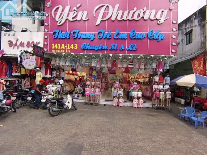 Cho thuê nhà 128m, 3 lầu tại Nguyễn Trãi,q5