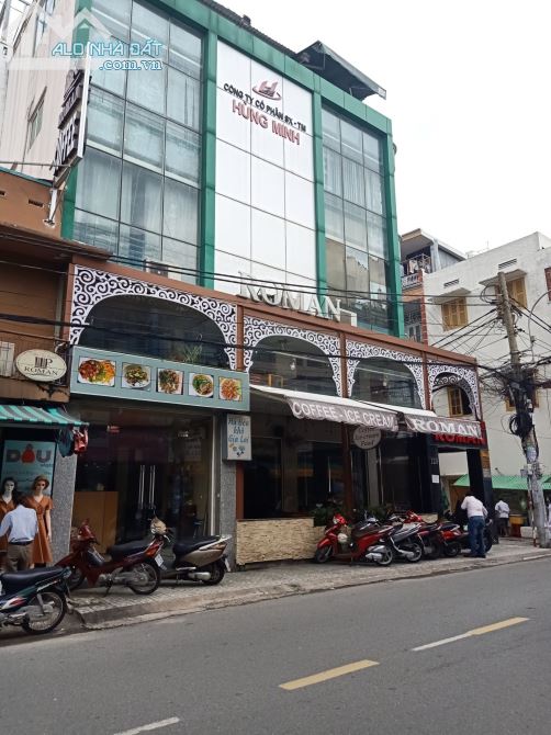 Cho thuê nhà 106m, 4 lầu tại Đặng Văn Ngữ,qpn