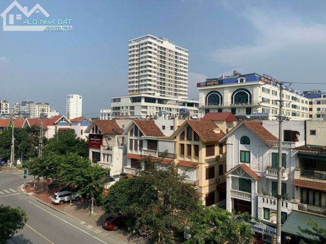 CHO THUÊ BIỆT THỰ KINH DOANH , BIỆT THỰ Ở HOẶC LÀM VĂN PHÒNG