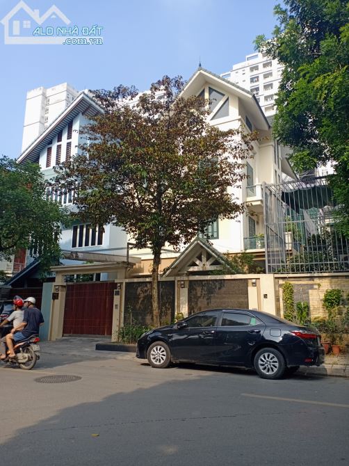 Cho thuê Biệt thự mễ trì 140m2, làm văn phòng, ở, Nhà mới đẹp