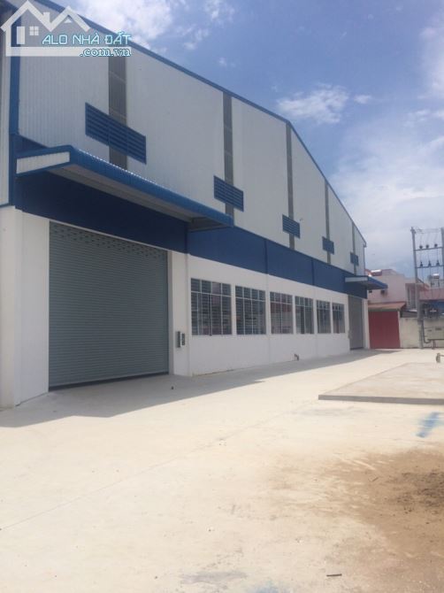Cho thuê kho xưởng 5200m2, đường Hương lộ 2, Q. Bình Tân