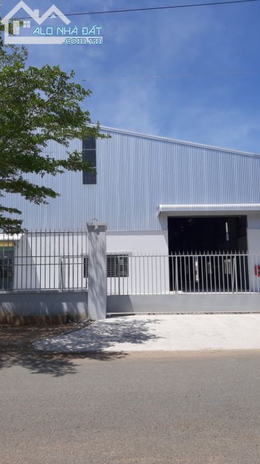 Cho thuê nhà xưởng 2000m2, đường Trần Đại Nghĩa, huyện Bình Chánh