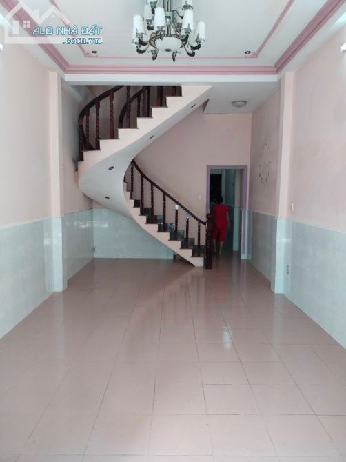 Cho thuê nhà hẻm 12m 1 Sẹc Nguyễn Oanh Khu căn cứ 26 2 lầu P17 4*16m