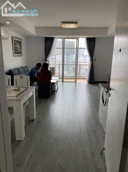 HOT! Căn hộ 3 Phòng ngủ tại Botanic Tower, Full nội thất cao cấp, chỉ 18 Triệu